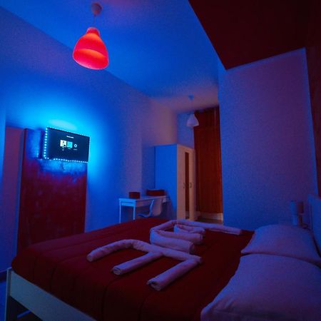 Hotel O Vic' stritt' Napoli Esterno foto