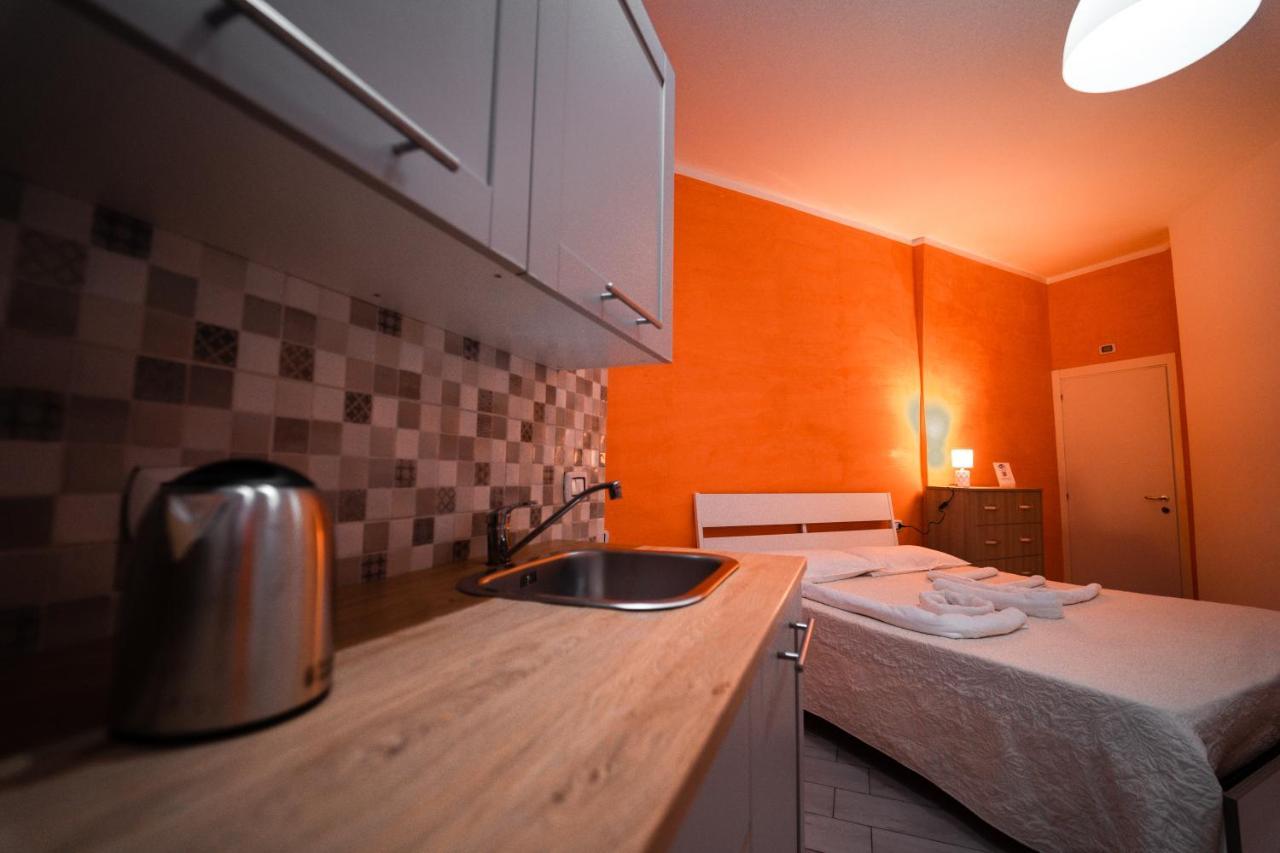 Hotel O Vic' stritt' Napoli Esterno foto