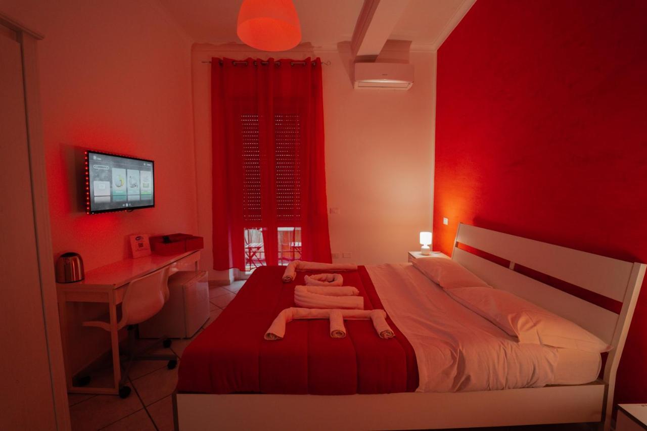 Hotel O Vic' stritt' Napoli Esterno foto
