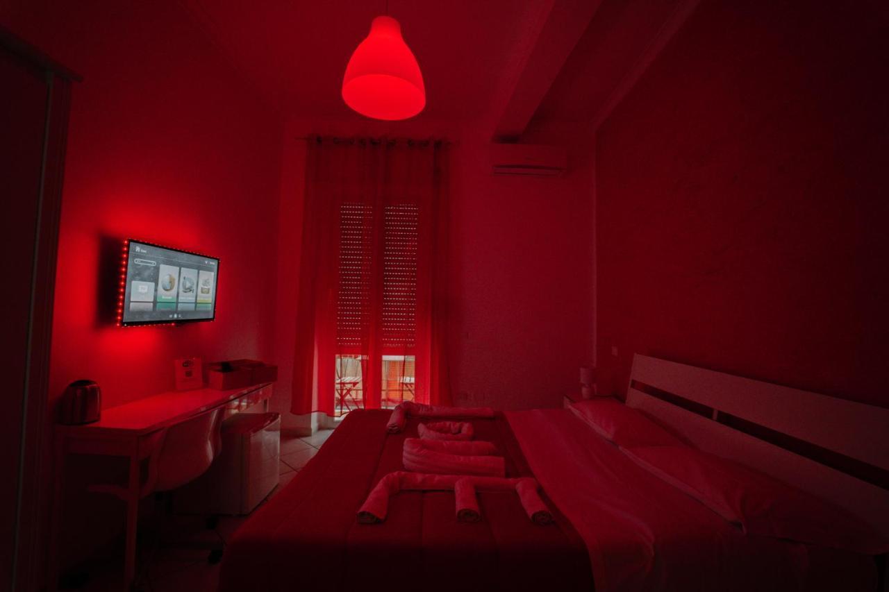 Hotel O Vic' stritt' Napoli Esterno foto